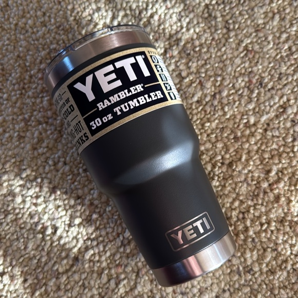 YETI RAMBLER TUMBLER BUNDLE - Picture 5 of 5